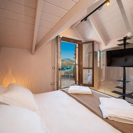 Pink Panther Maisonette * Argostoli (Kefalonia)