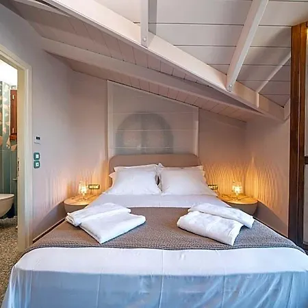 Hotell Pink Panther Maisonette *
