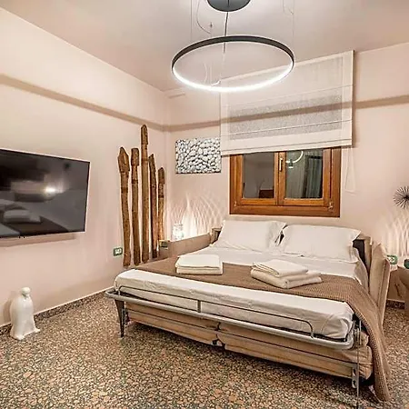 Pink Panther Maisonette