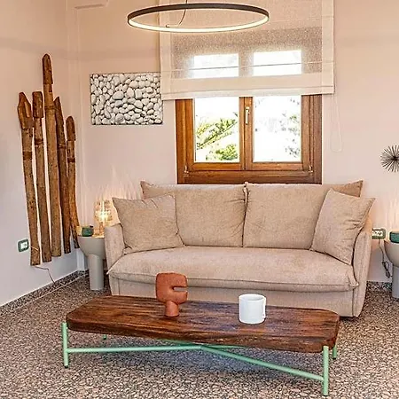 Pink Panther Maisonette