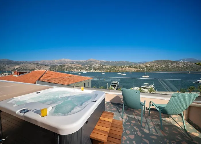 Pink Panther Maisonette Hotel