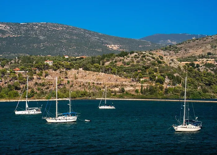 Pink Panther Maisonette Hotel *