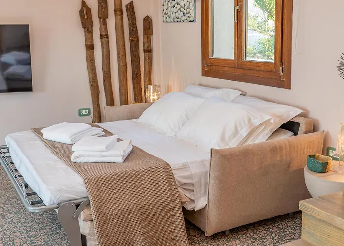 Pink Panther Maisonette